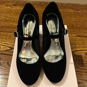 Gently worn Kate Spade, New York velvet Mary Jane pumps size 7